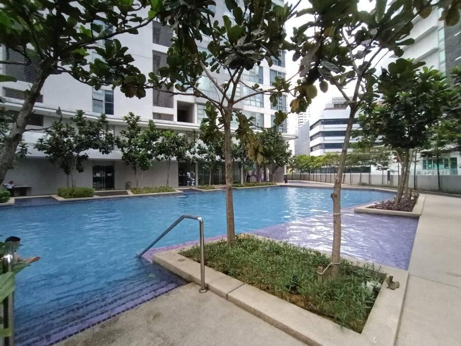 The Robertson @ 118 Tower Super View Apartment
